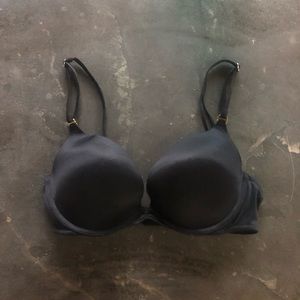 Victoria’s Secret very sexy push up multi way bra